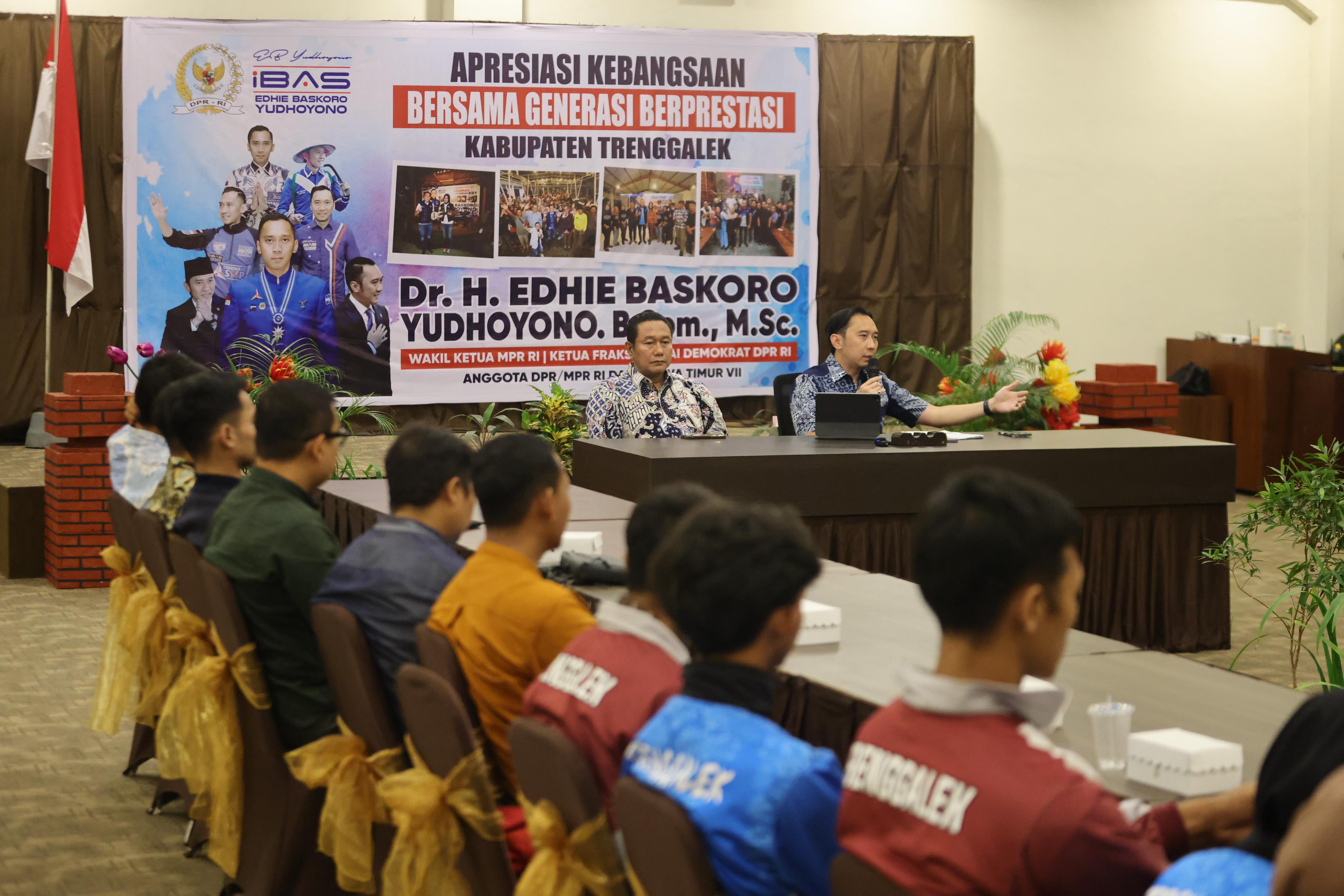Ibas Dorong Purna Atlet Daerah Terus Berkarya Lewat Pelatihan Kerja & Program Karier Ibas Dorong Purna Atlet Daerah Terus Berkarya Lewat Pelatihan Kerja & Program Karier